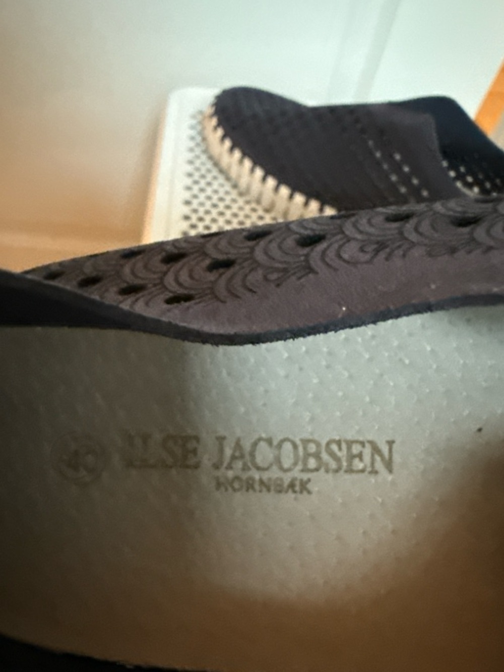 Ilse Jacobsen Tulip Shoes Size EU 40 US 9 Slip On Perforated Navy Comfort - Picture 4 of 6